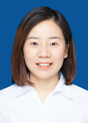 李会证件照