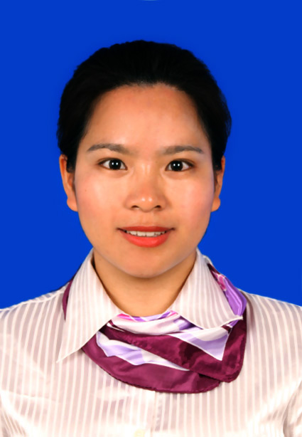 李花证件照
