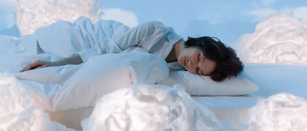 长期睡眠不足、不想收拾房间、喜欢独处……你的潜在抑郁风险有多高?