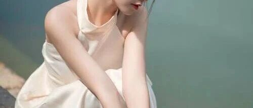 为何总在婚姻中感到“不被爱”？这可能源于你早期的情感缺失。一对一咨询帮你看见并疗愈，而非向伴侣无尽索