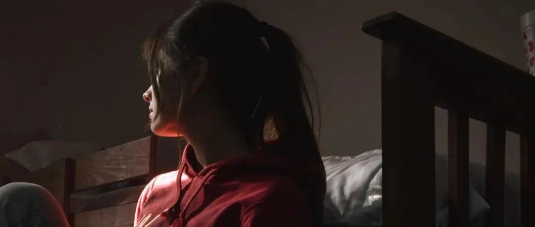 25岁女生深夜「emo」引热议：为什么劝你戒掉精神内耗?