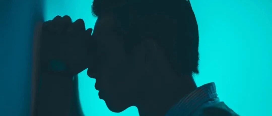 成年人的崩溃,该不该被人看见?