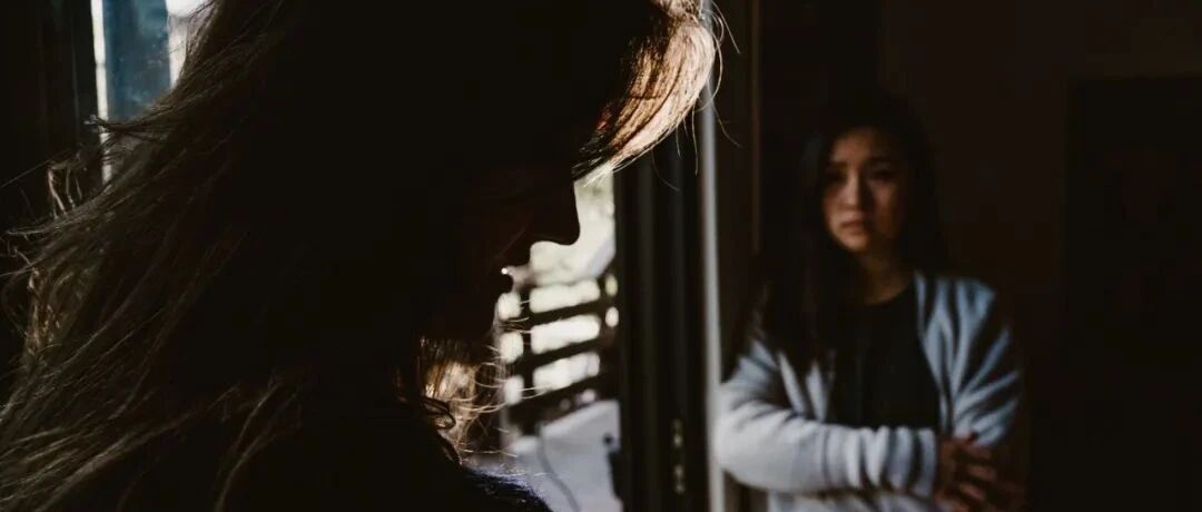 女生分手后都在想些什么,这几个阶段你一定不知道……