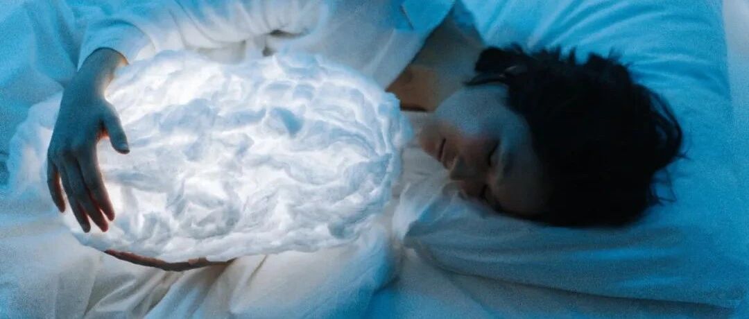 透明女孩的心碎瞬间,为什么你一遇到喜欢的人就开始自卑?